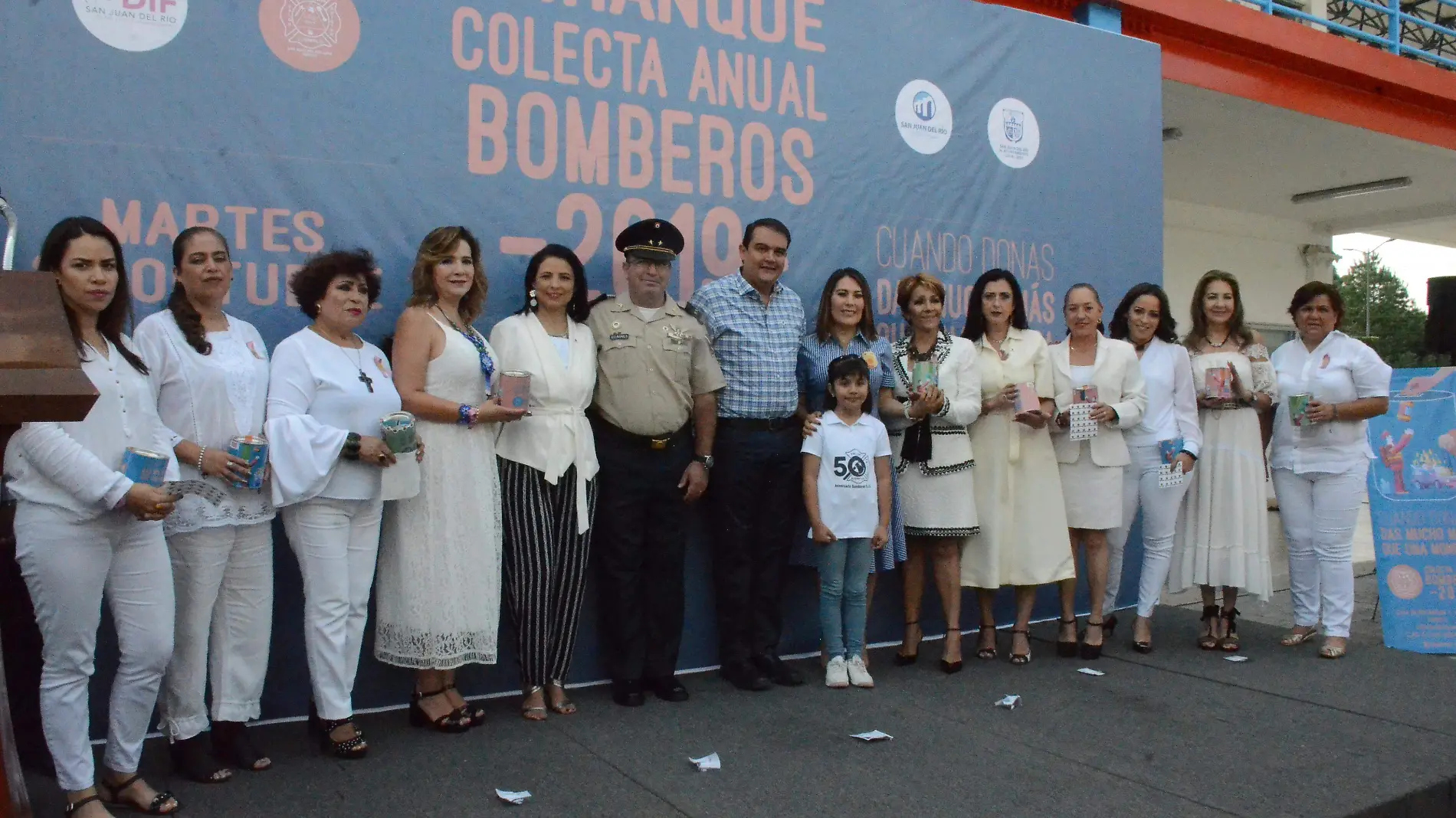 Damas voluntarias del Heroico Cuerpo de Bomberos Voluntarios participaron en el